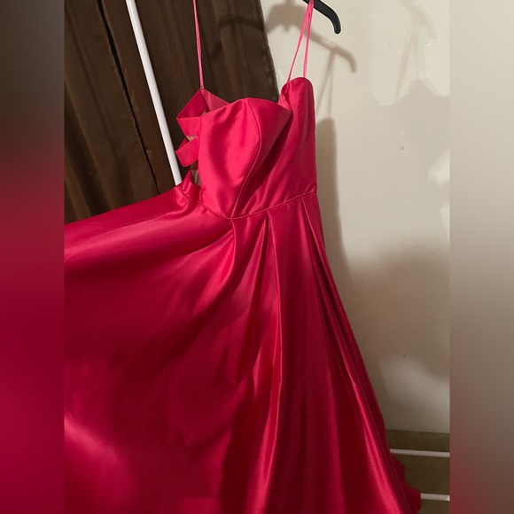 Off the Shoulder Pink Dress - Picture 7 of 7